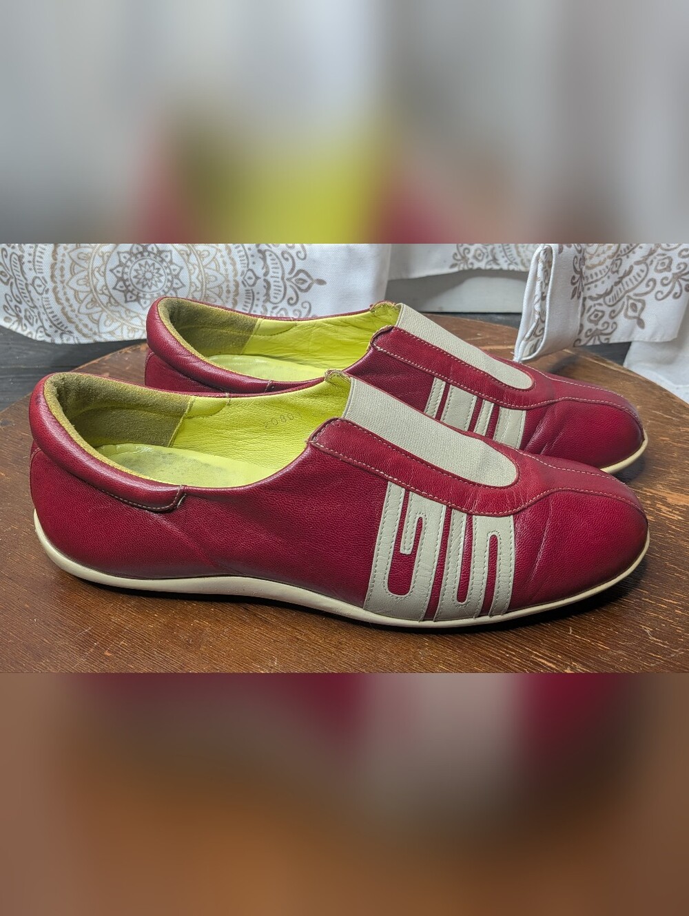 Strenesse Gabriele Strehle Women's Red Leather Slip On Sneakers Sz 8.5 German
